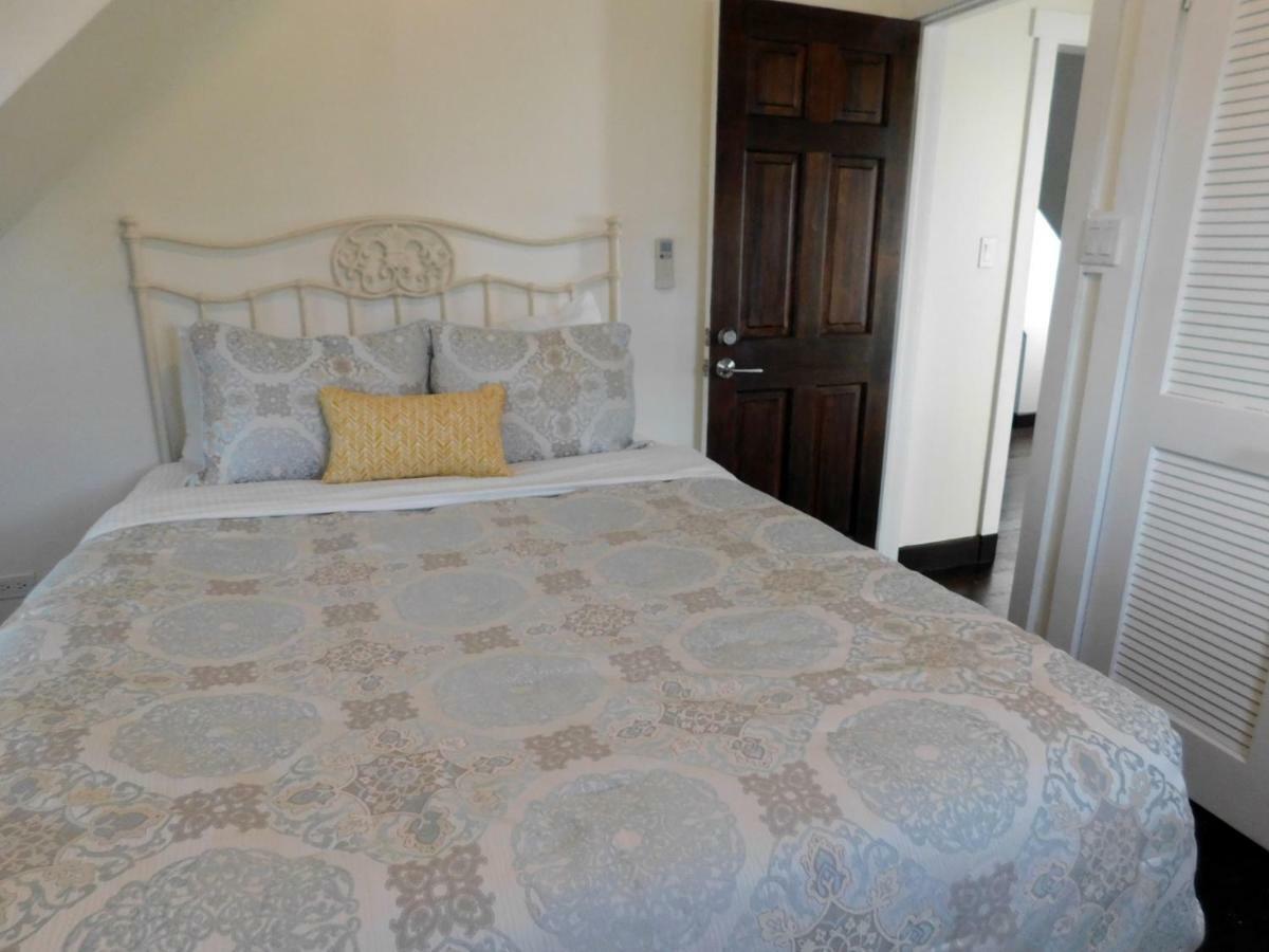 Sapodilla House Hotel Dunmore Town Buitenkant foto